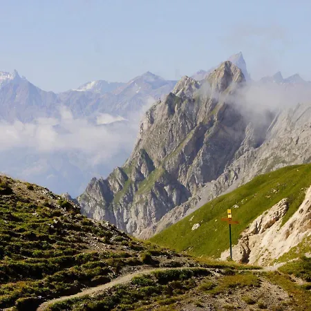 Cime De Caron 2204 By Interhome * Val Thorens